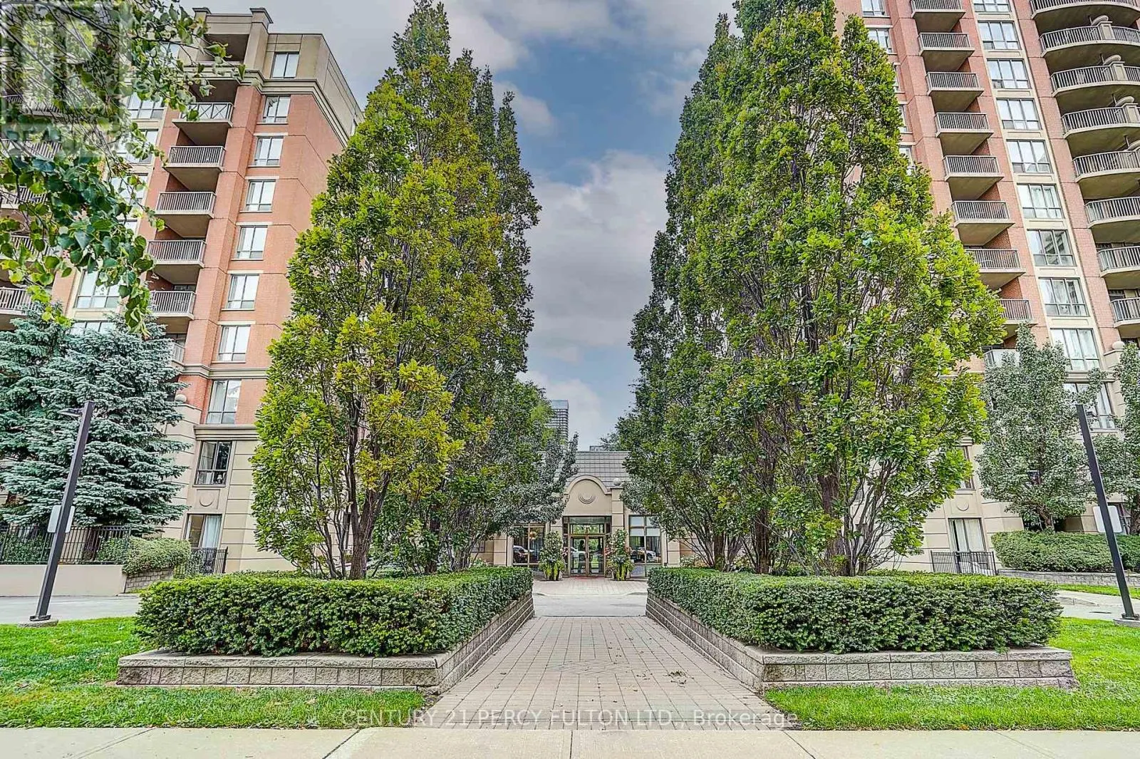 503 - 51 HARRISON GARDEN BOULEVARD