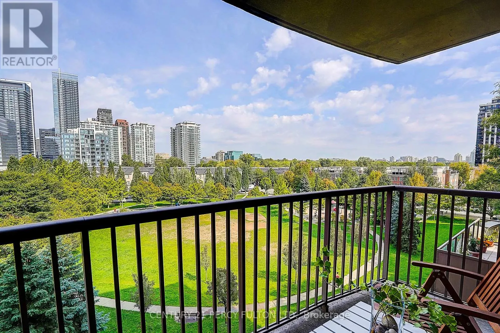 503 - 51 HARRISON GARDEN BOULEVARD