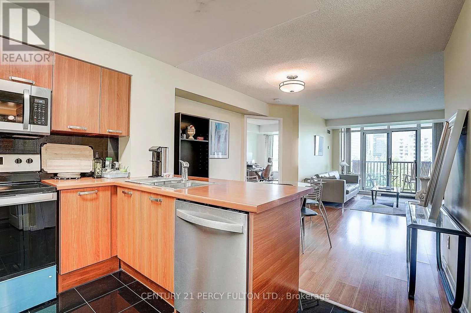 503 - 51 HARRISON GARDEN BOULEVARD