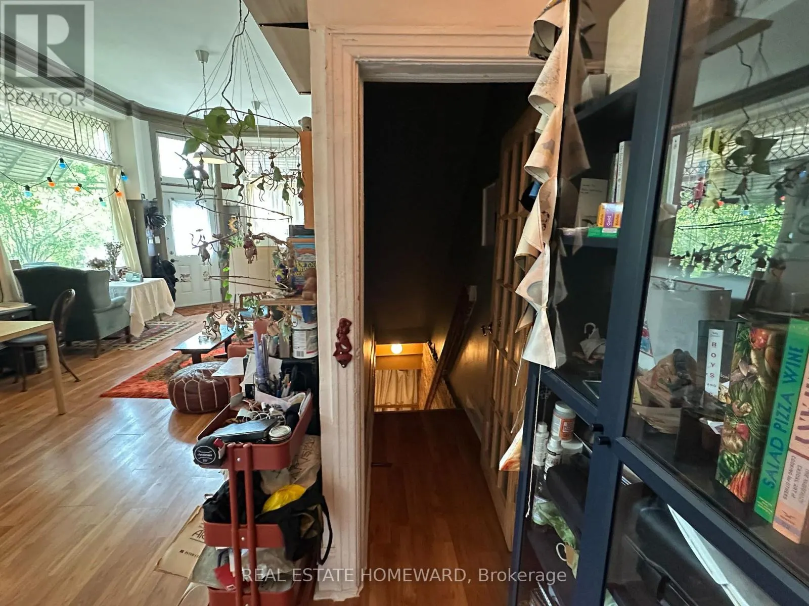 2 - 393 CHRISTIE STREET