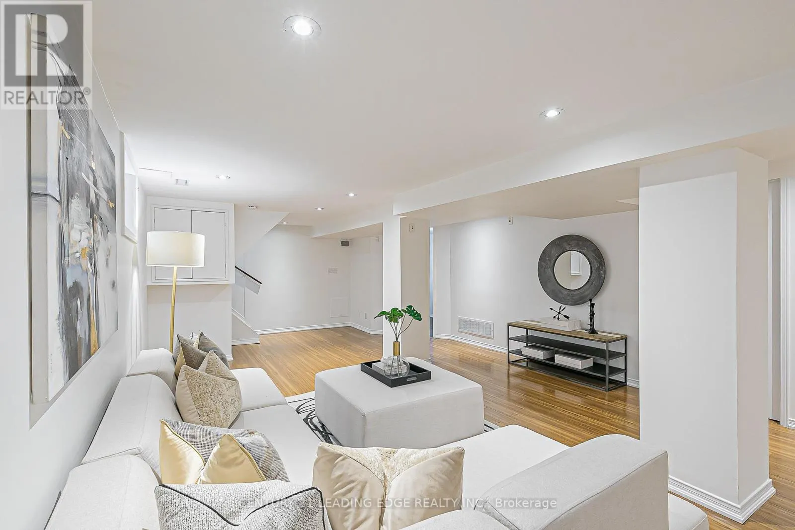 43 BARCLAY ROAD