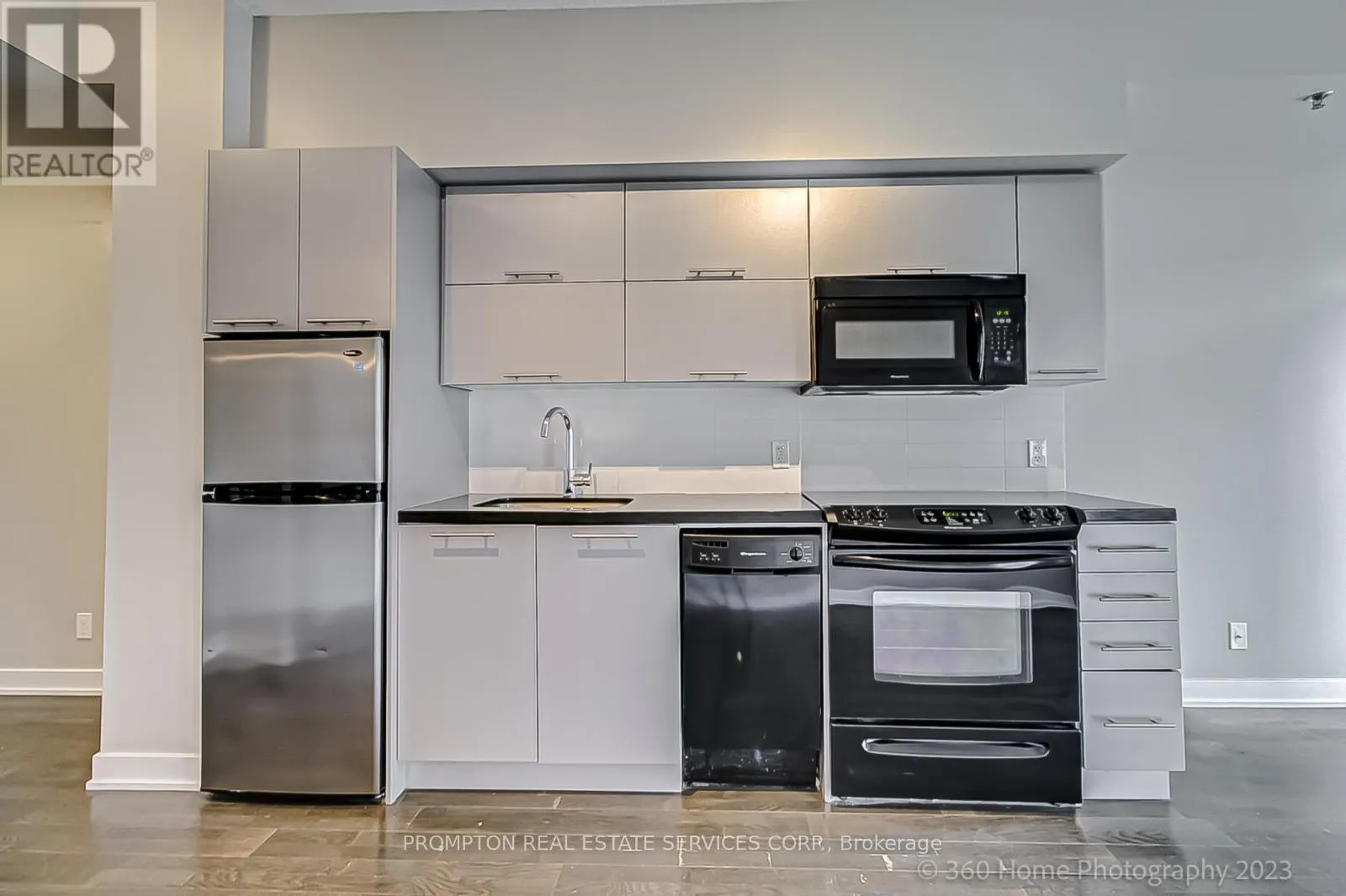 923 - 21 NELSON STREET