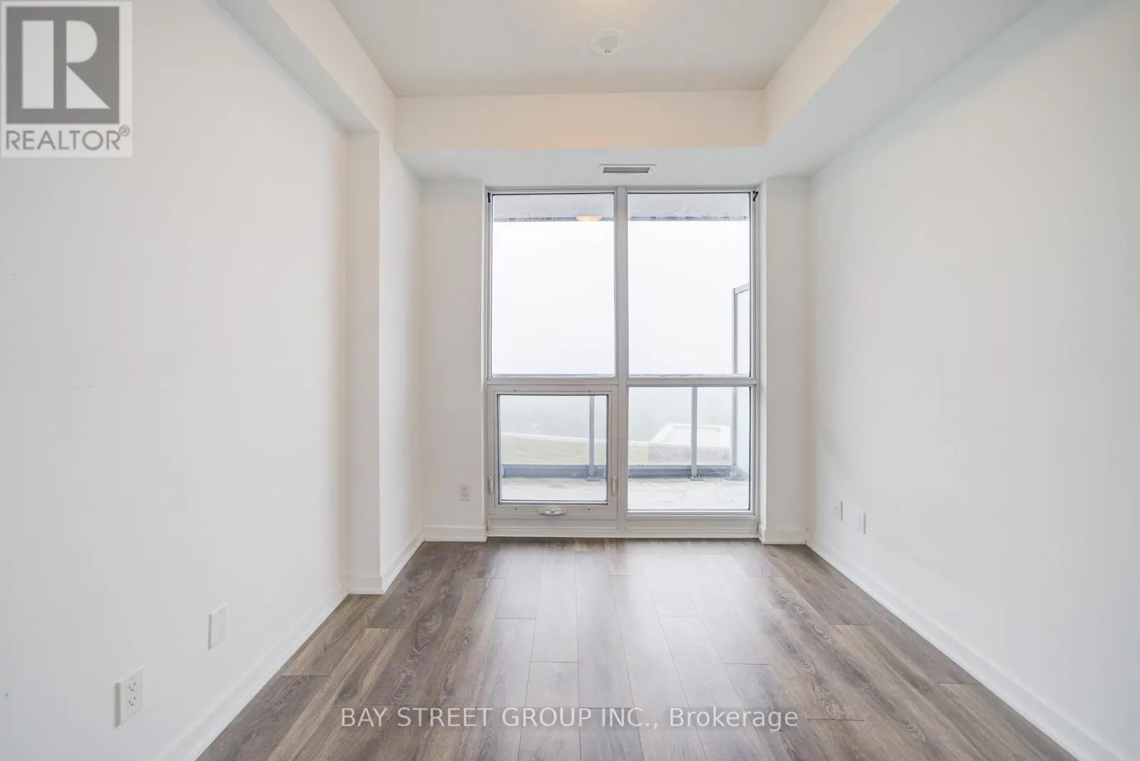 1009 - 38 FOREST MANOR ROAD
