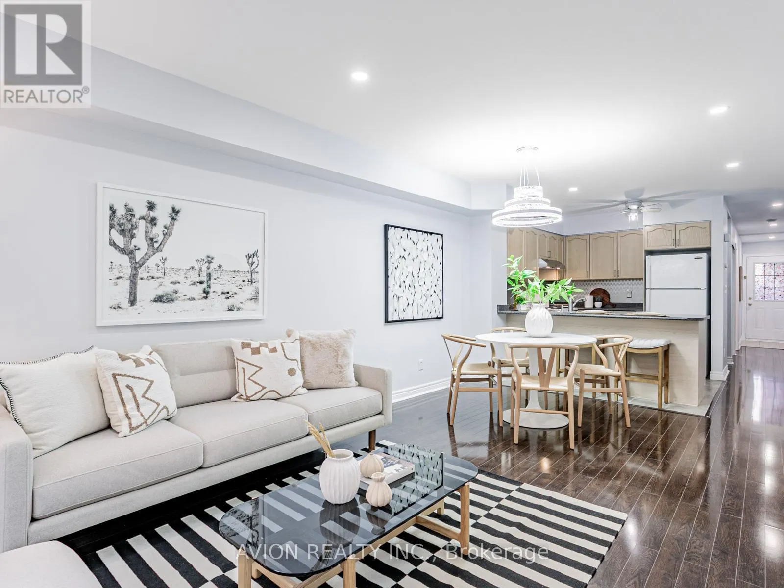 11 - 45 CEDARCROFT BOULEVARD