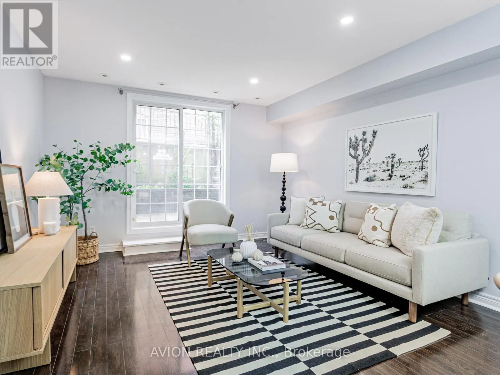 11 - 45 CEDARCROFT BOULEVARD