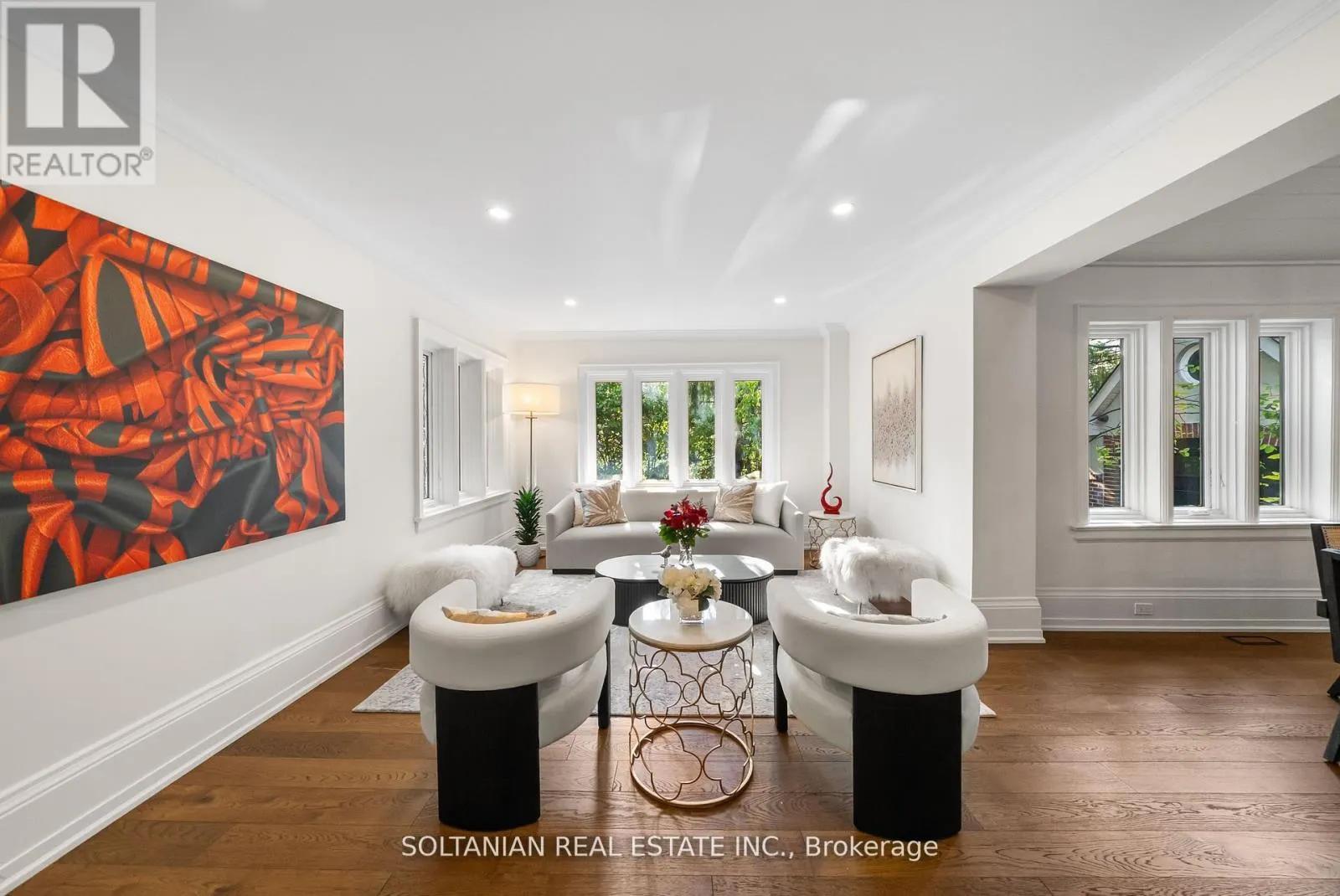 32 BEECHWOOD AVENUE