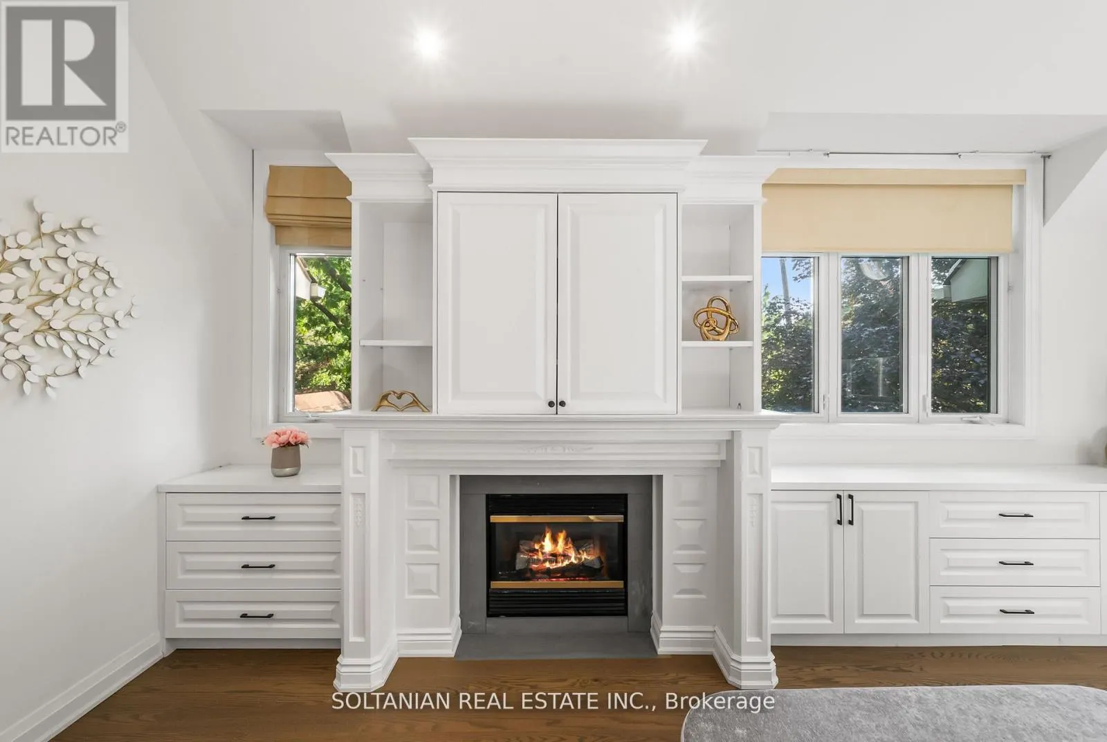 32 BEECHWOOD AVENUE