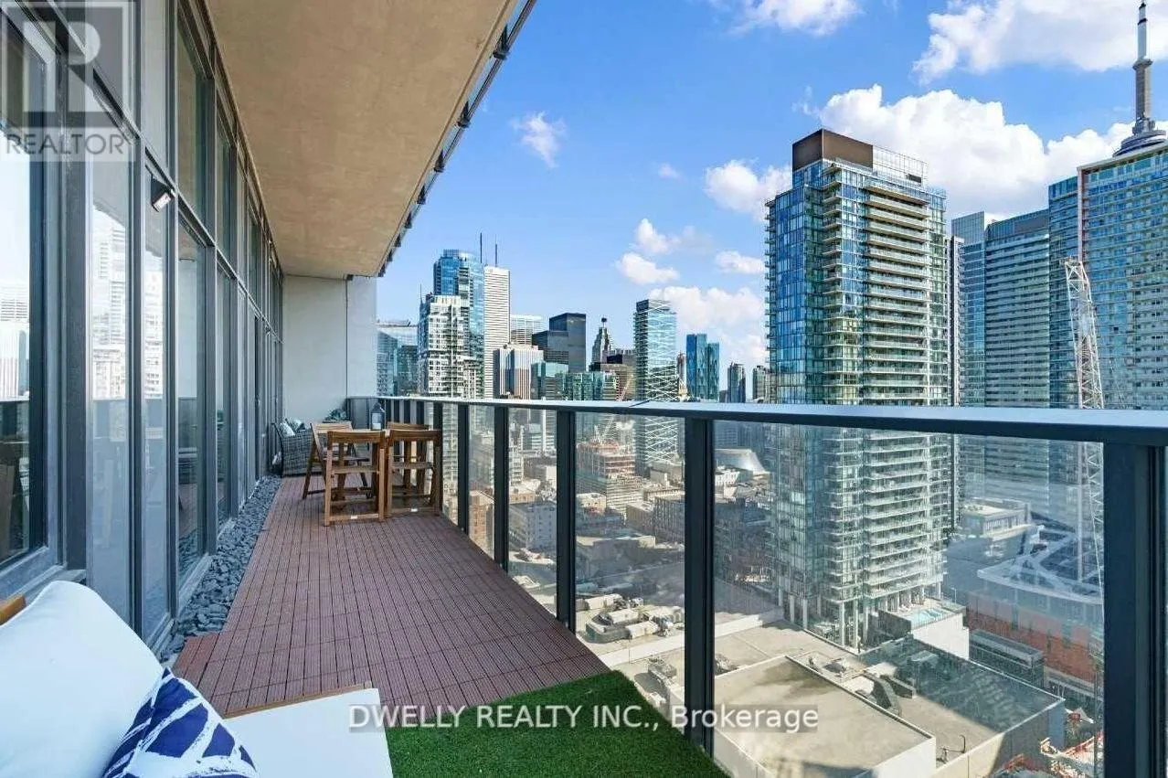 2906 - 330 RICHMOND STREET W