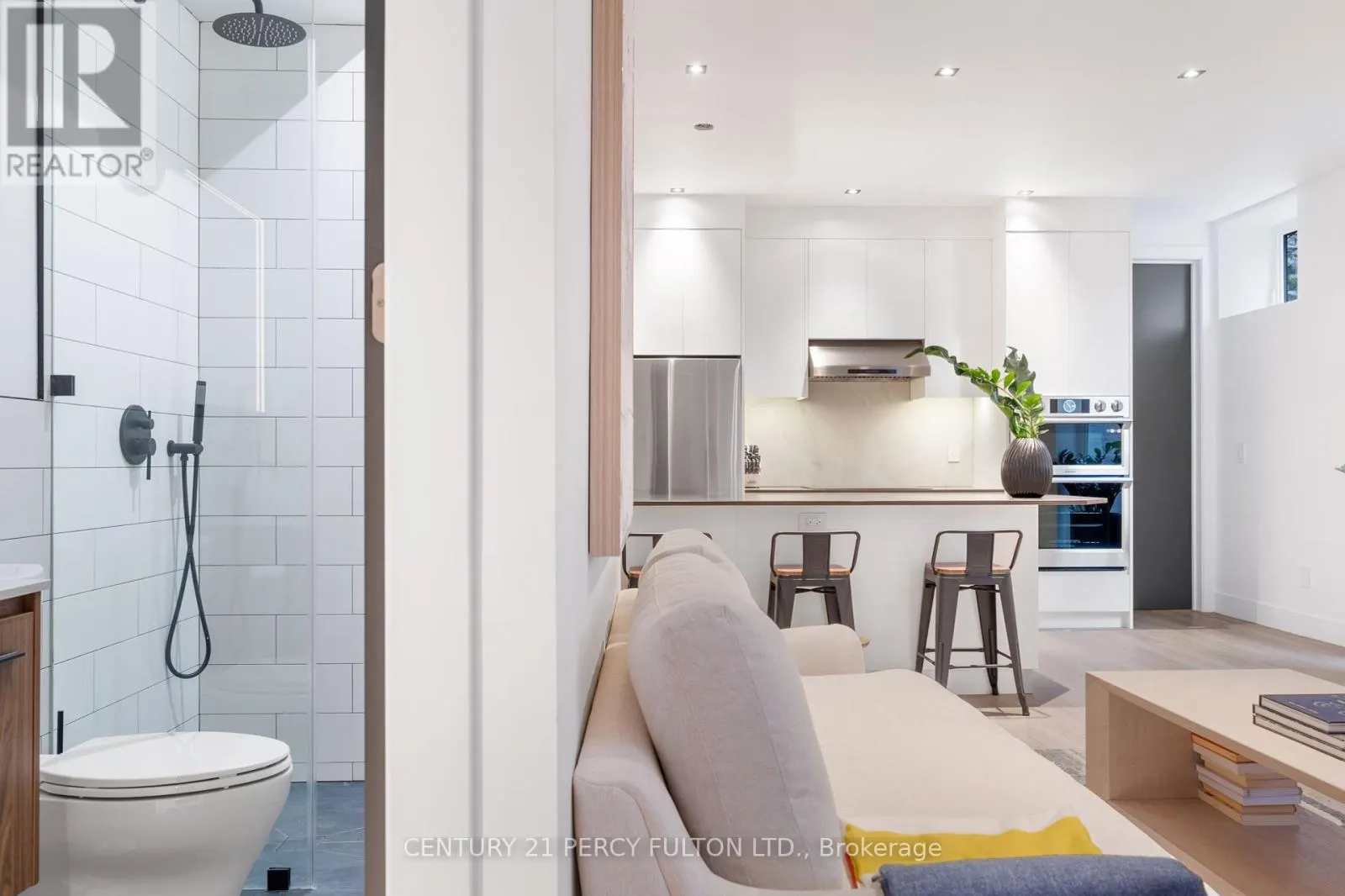 BSMT - 49 HEATH STREET W