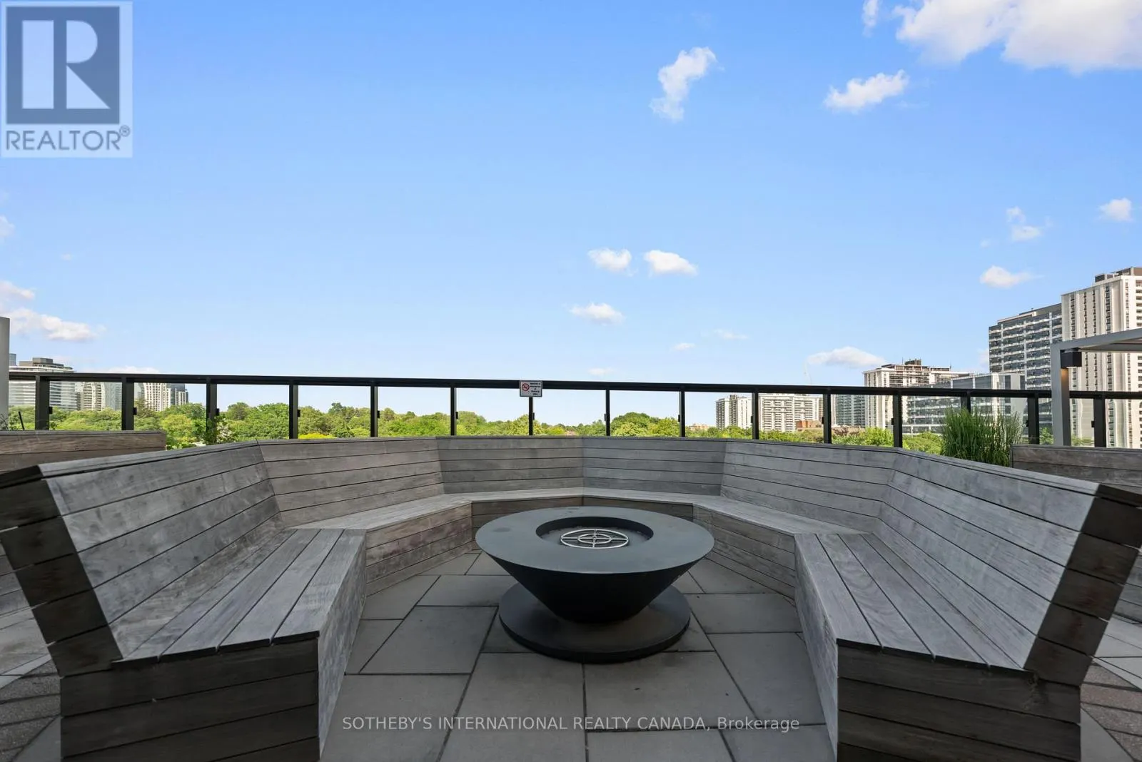 412 - 1 BELSIZE DRIVE