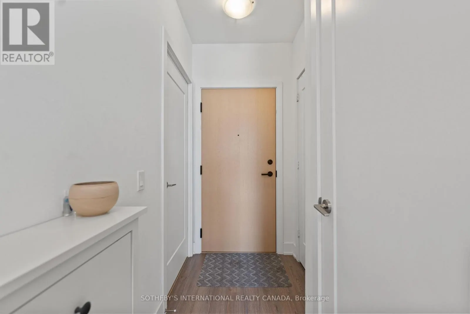 412 - 1 BELSIZE DRIVE