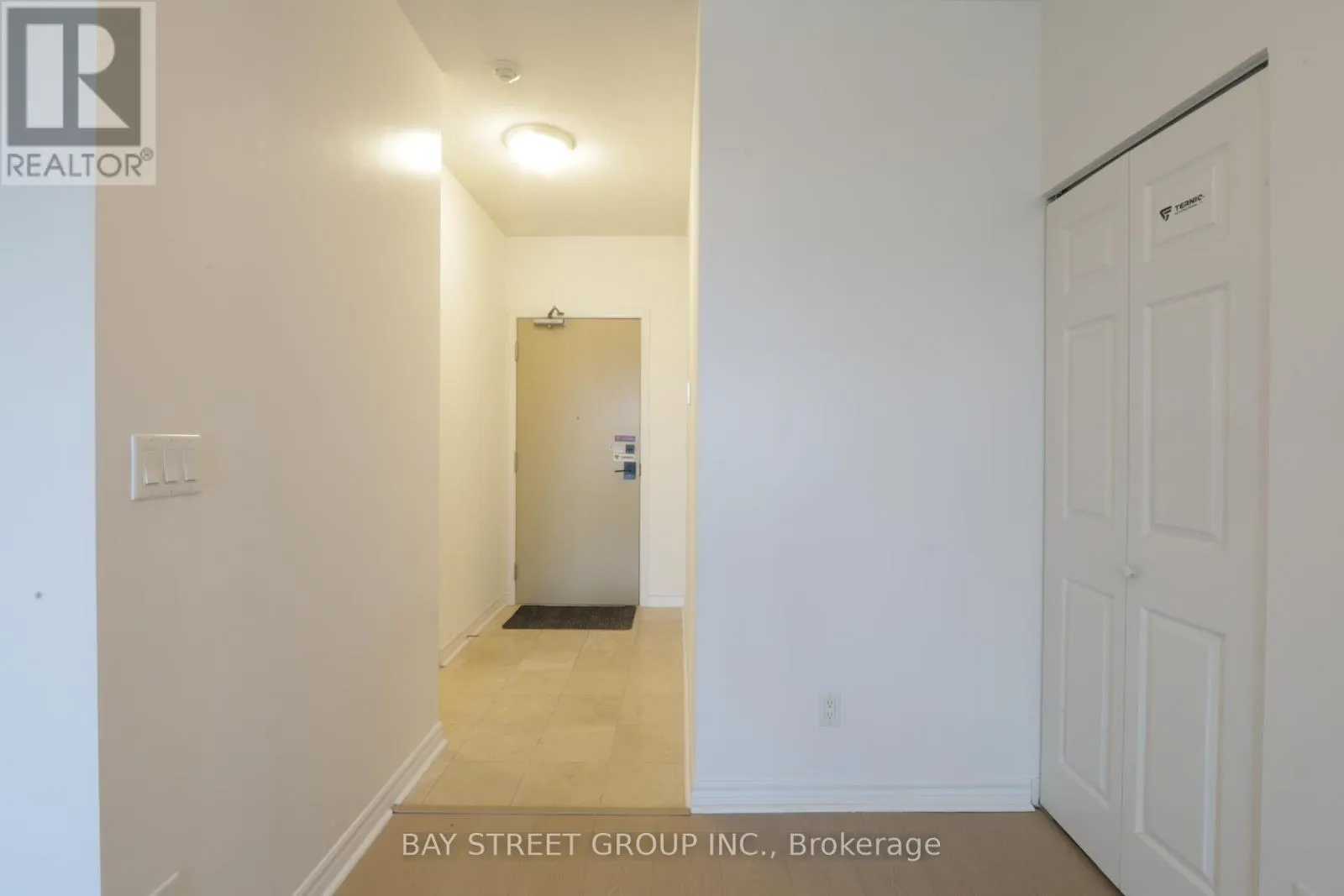 1101 - 18 HOLMES AVENUE