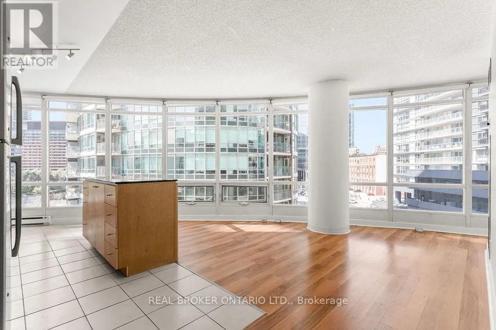 709 - 361 FRONT STREET W