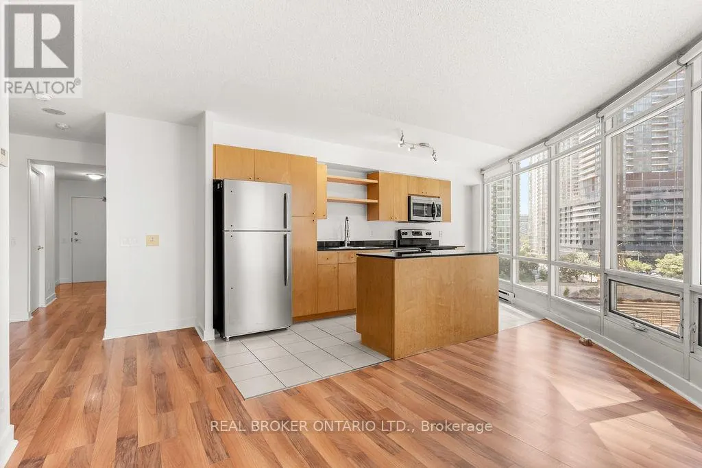 709 - 361 FRONT STREET W