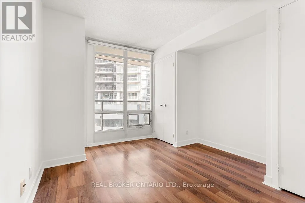 709 - 361 FRONT STREET W