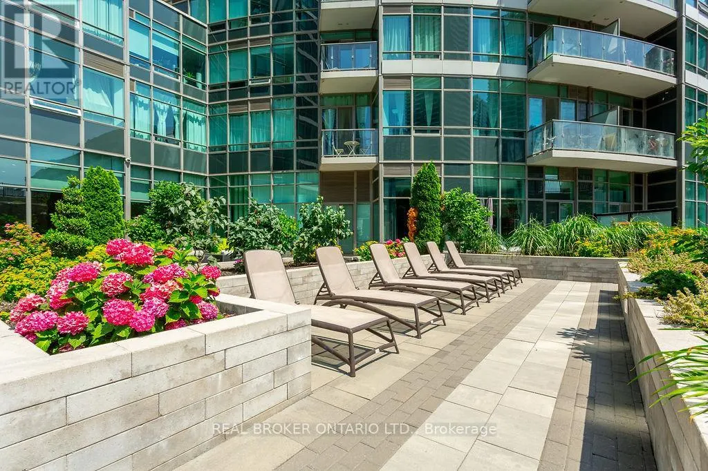 709 - 361 FRONT STREET W