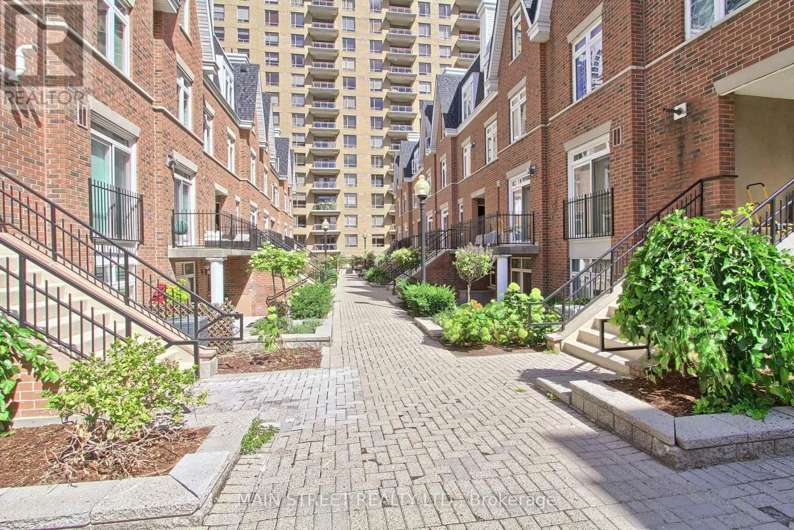 25 - 108 REDPATH AVENUE