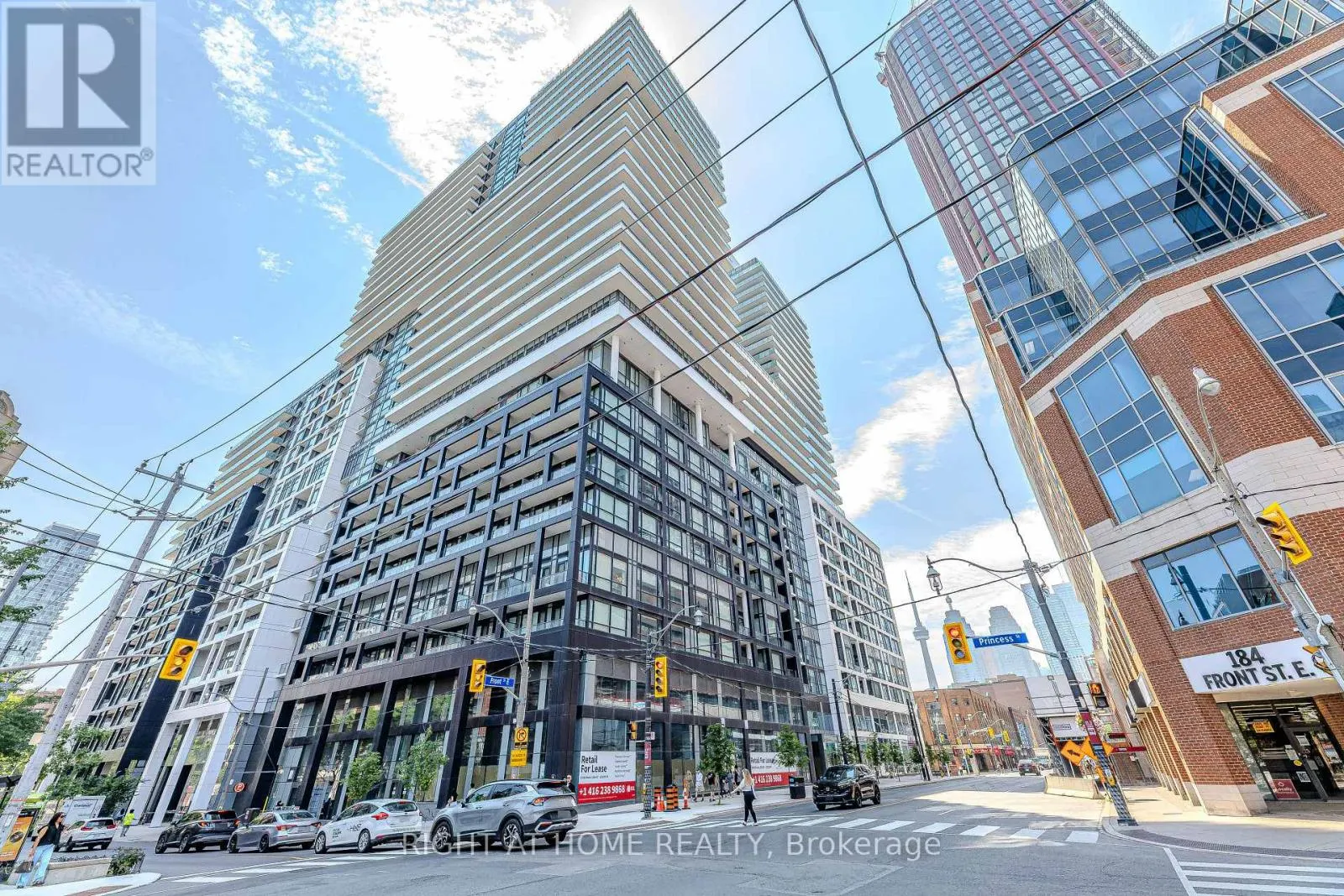2616 - 70 PRINCESS STREET