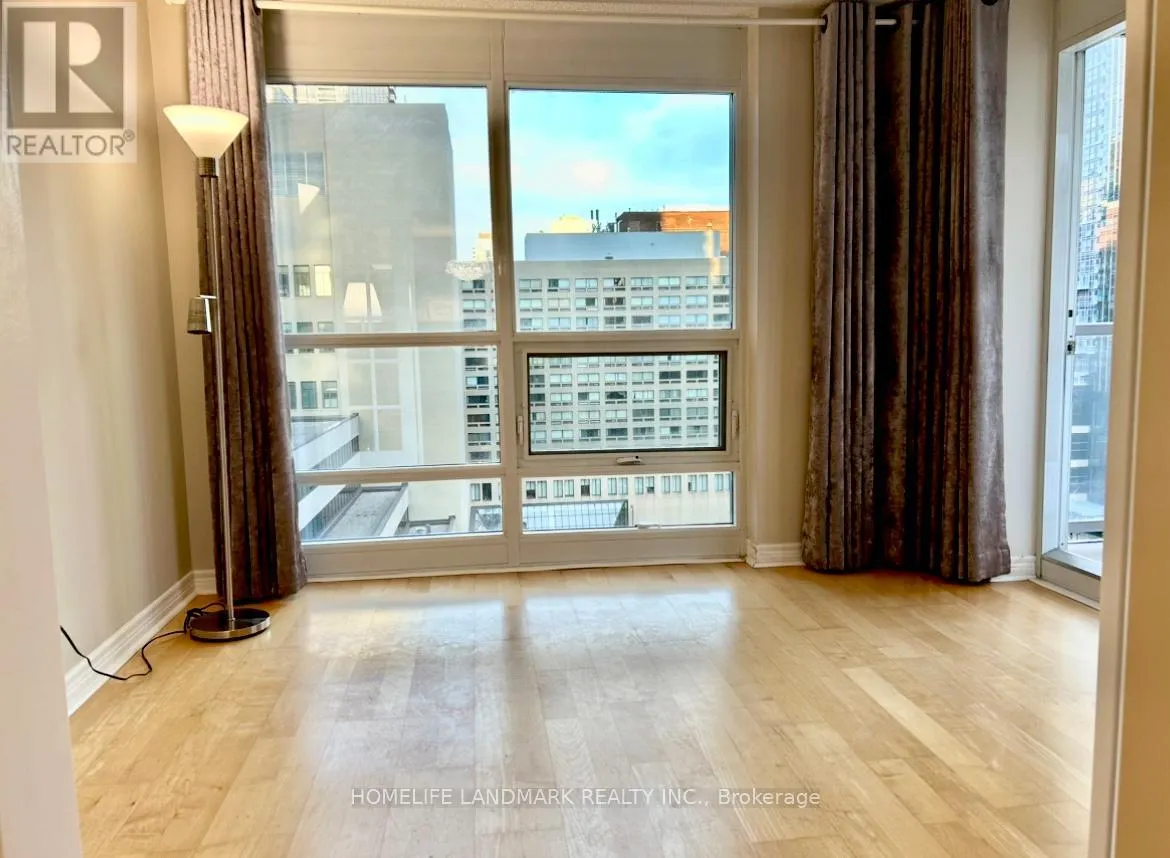 1104 - 763 BAY STREET