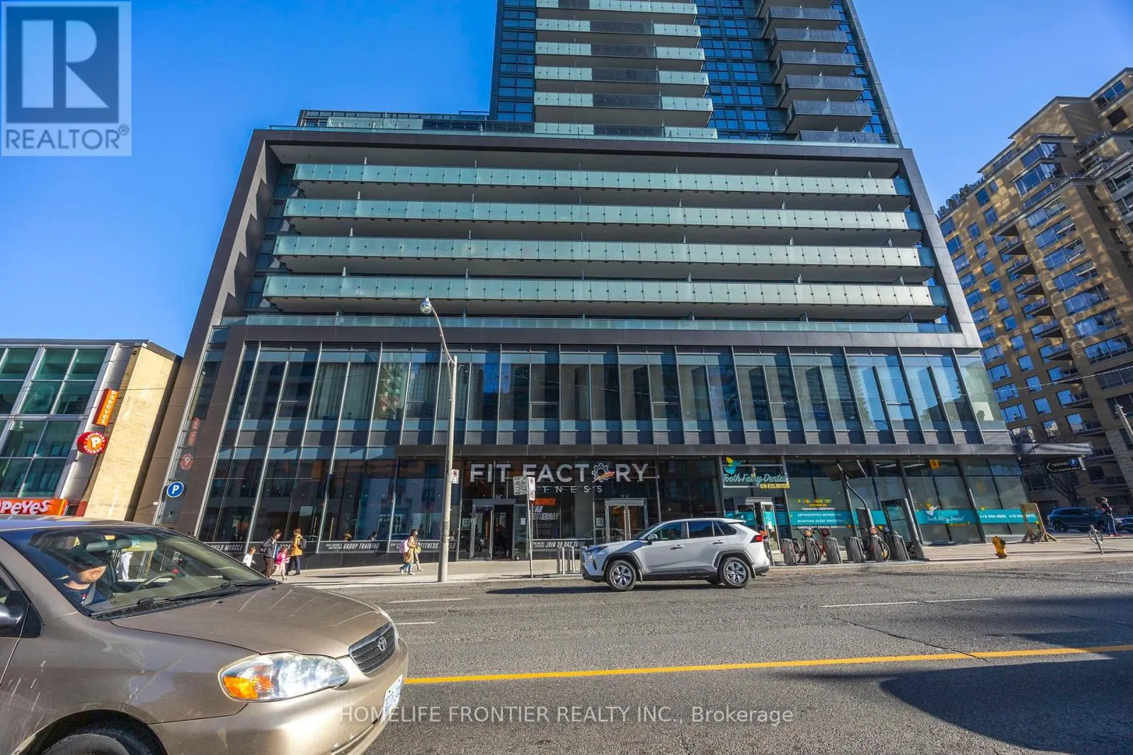 3211 - 117 BROADWAY AVENUE N