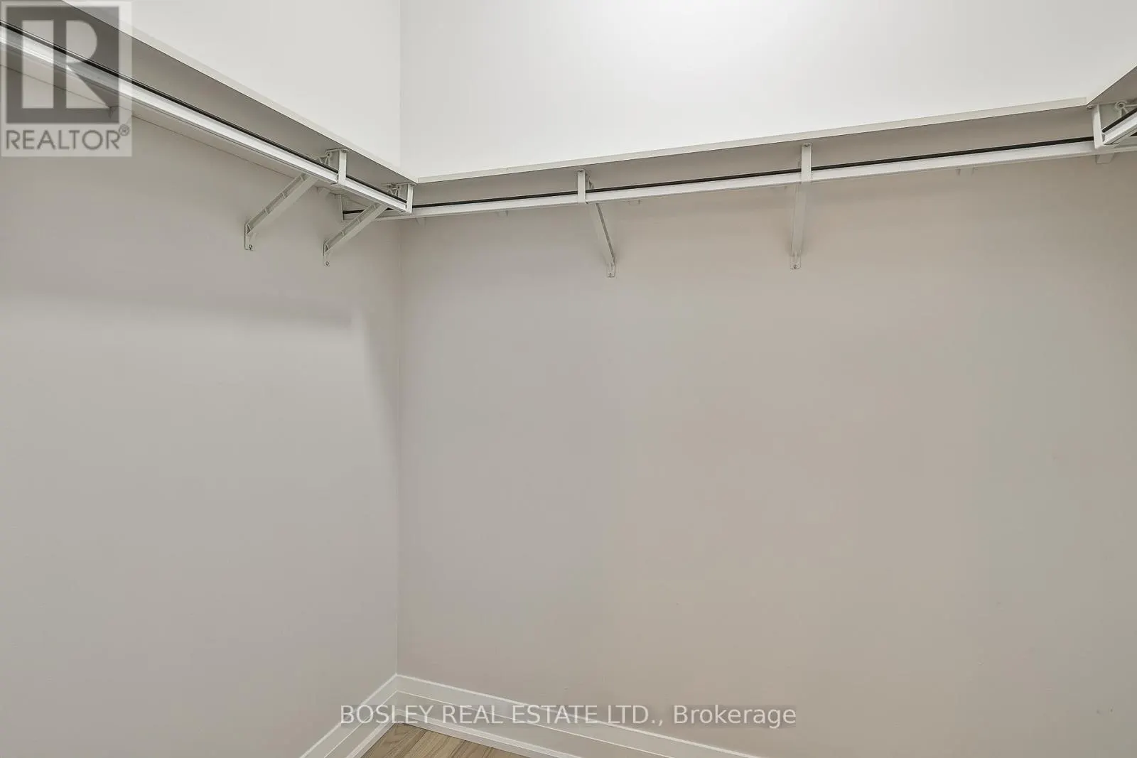 201 - 1430 YONGE STREET