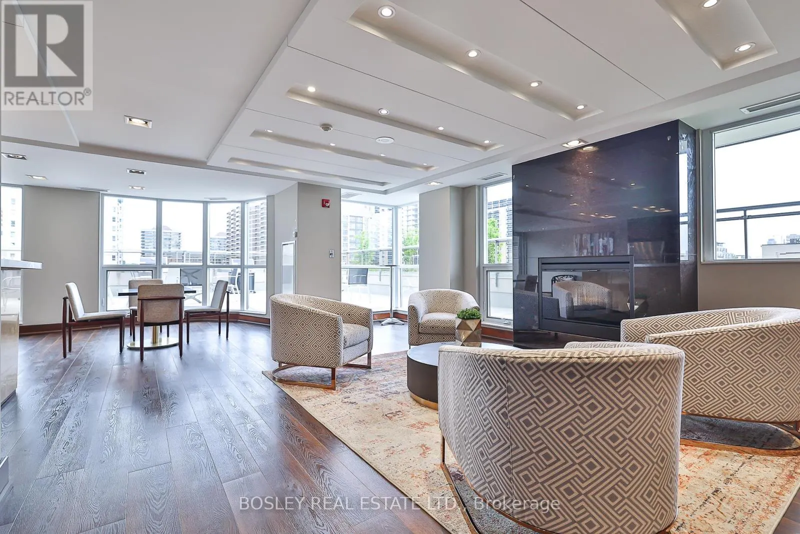 201 - 1430 YONGE STREET