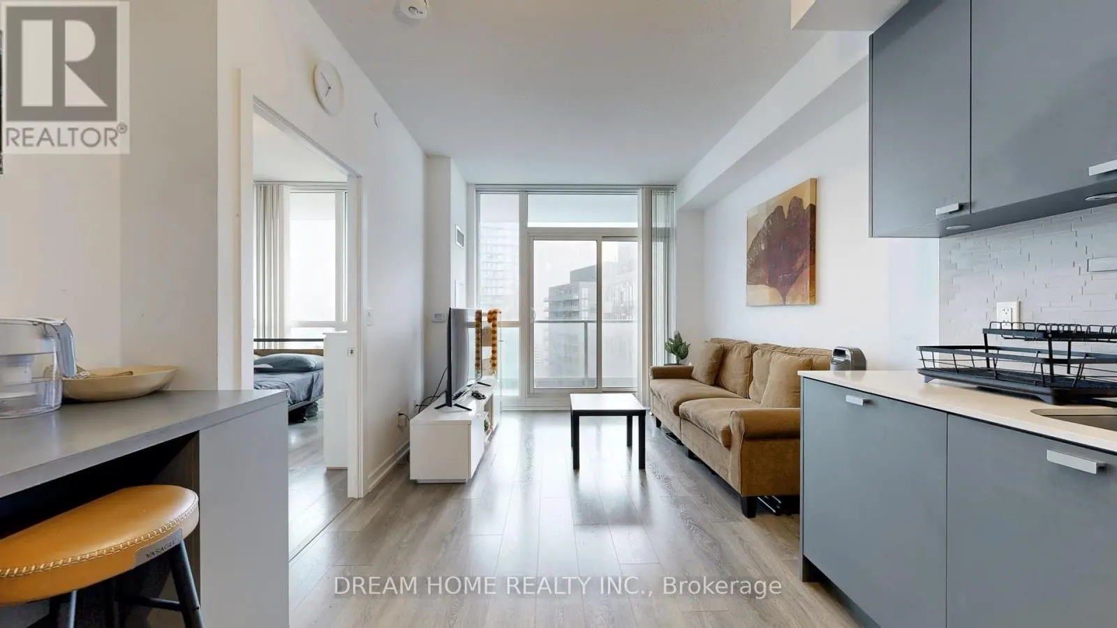 2303 - 56 FOREST MANOR ROAD