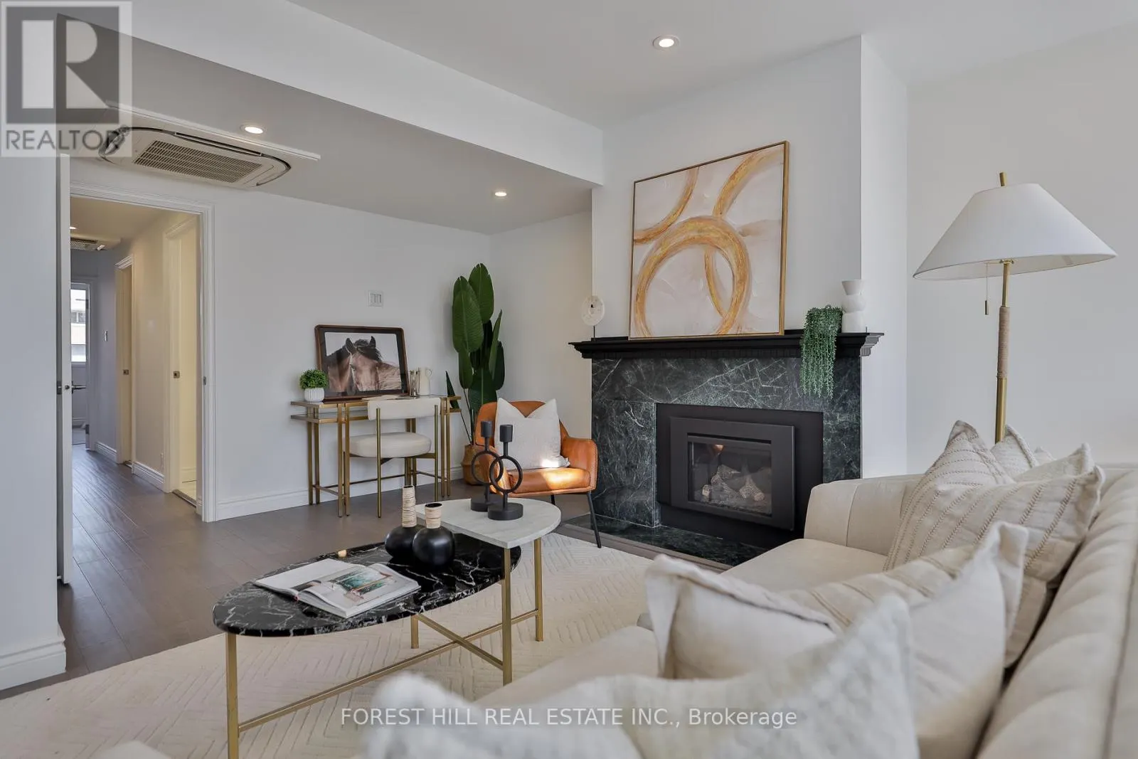 603 - 18A HAZELTON AVENUE