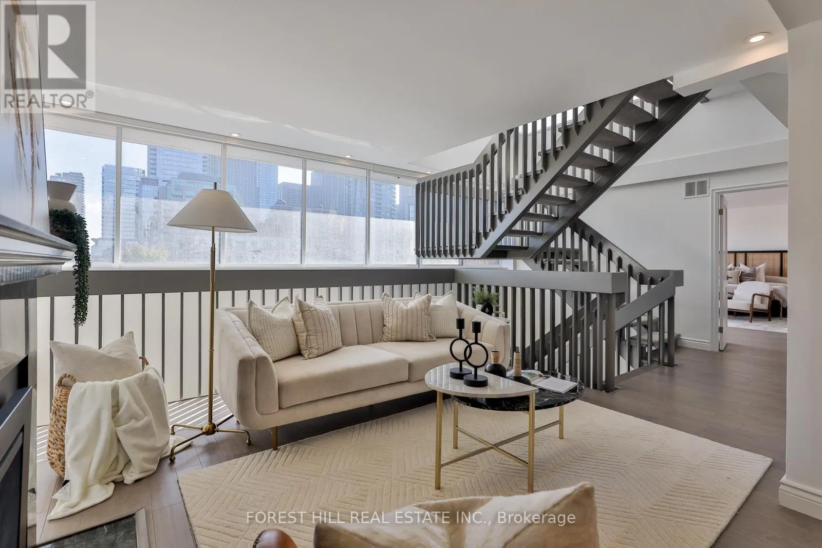 603 - 18A HAZELTON AVENUE
