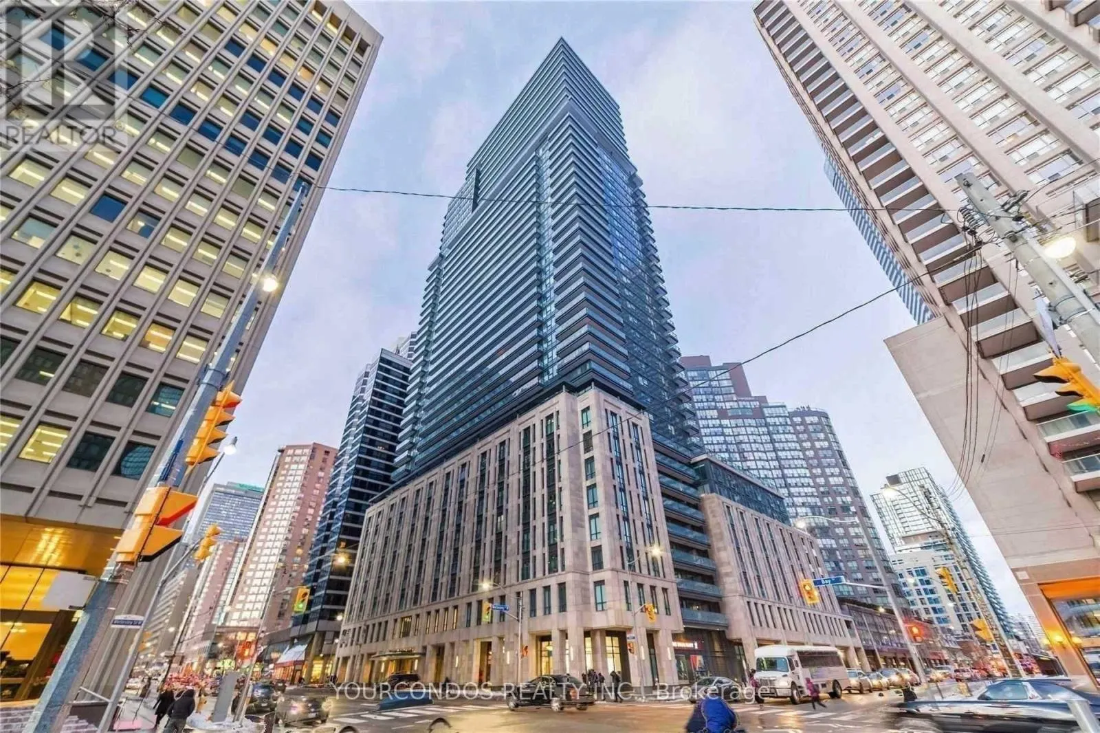 718 - 955 BAY STREET
