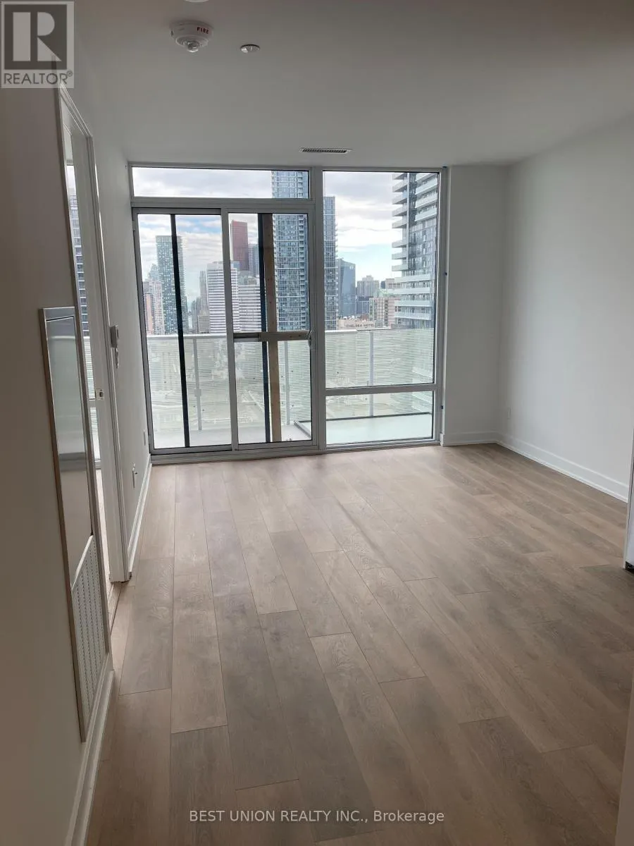 501 YONGE STREET