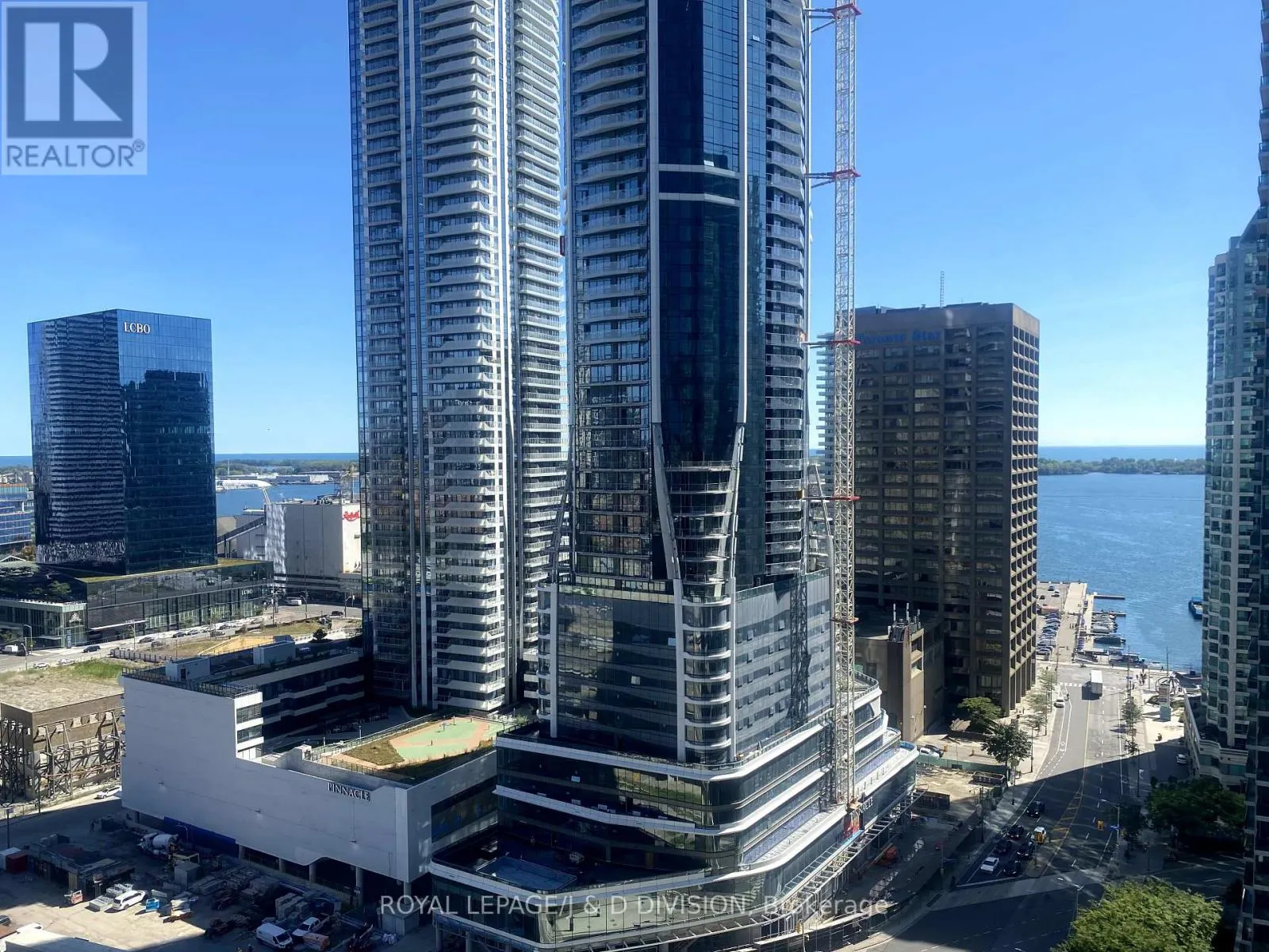 2409 - 18 YONGE STREET