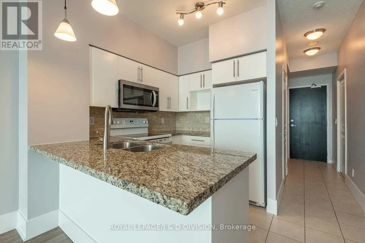 2409 - 18 YONGE STREET