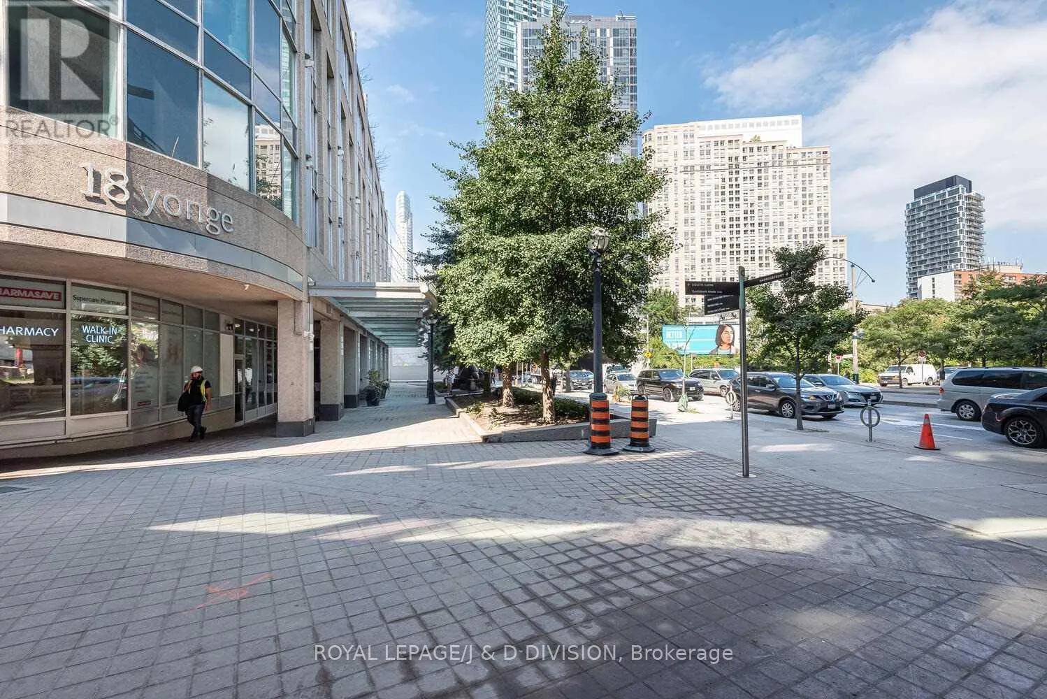 2409 - 18 YONGE STREET