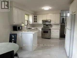 373 APACHE TRAIL