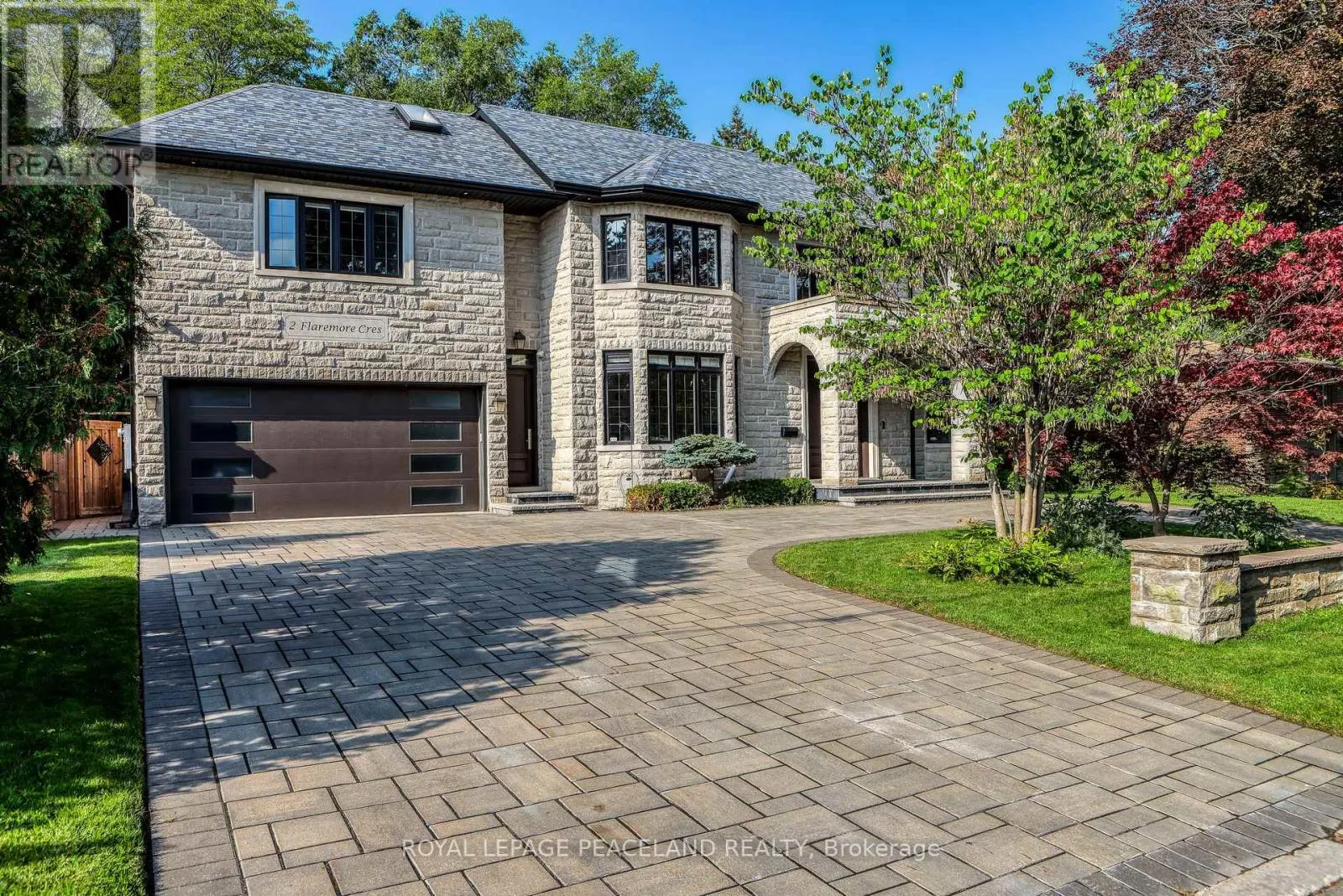2 FLAREMORE CRESCENT