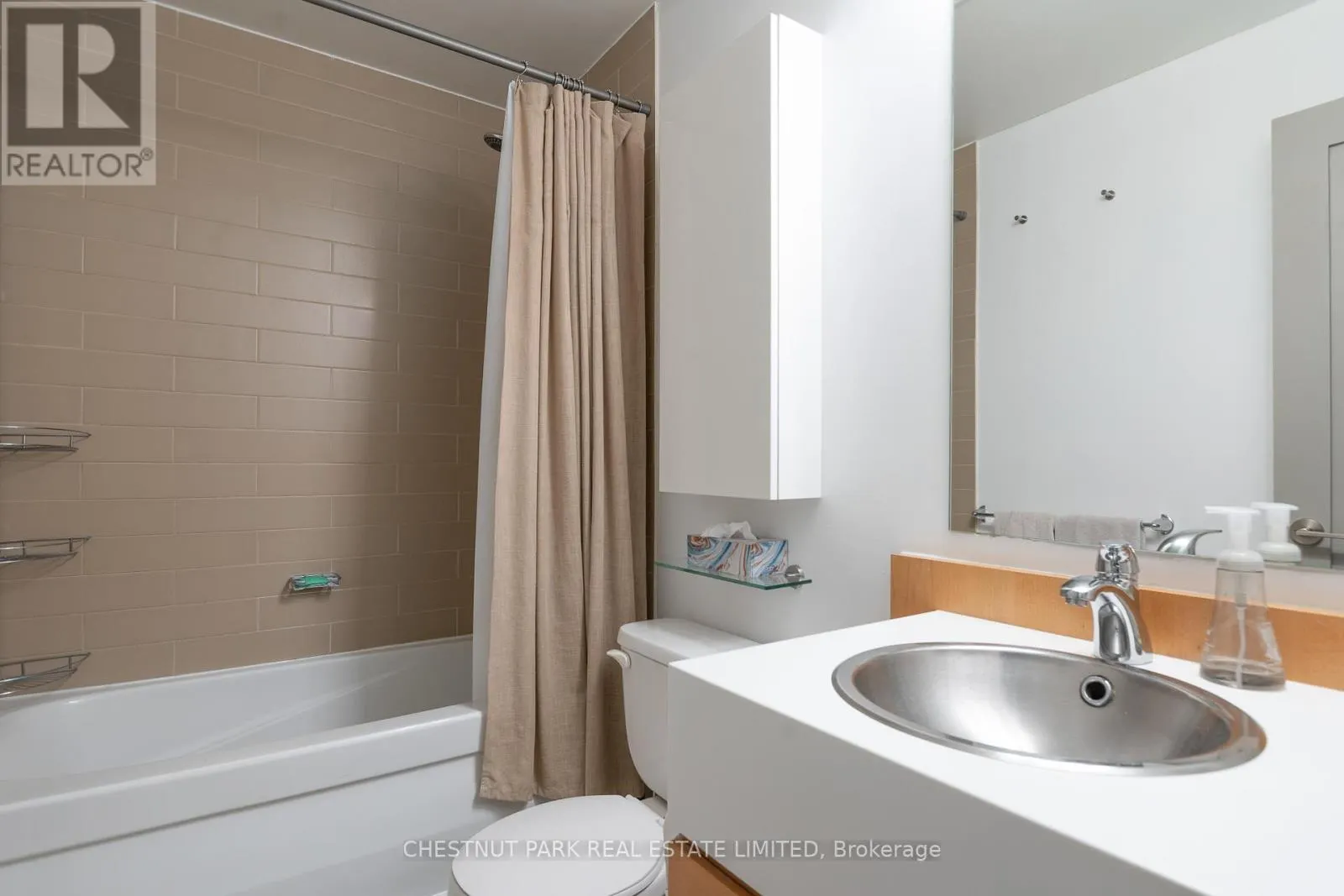 2902 - 3 NAVY WHARF COURT