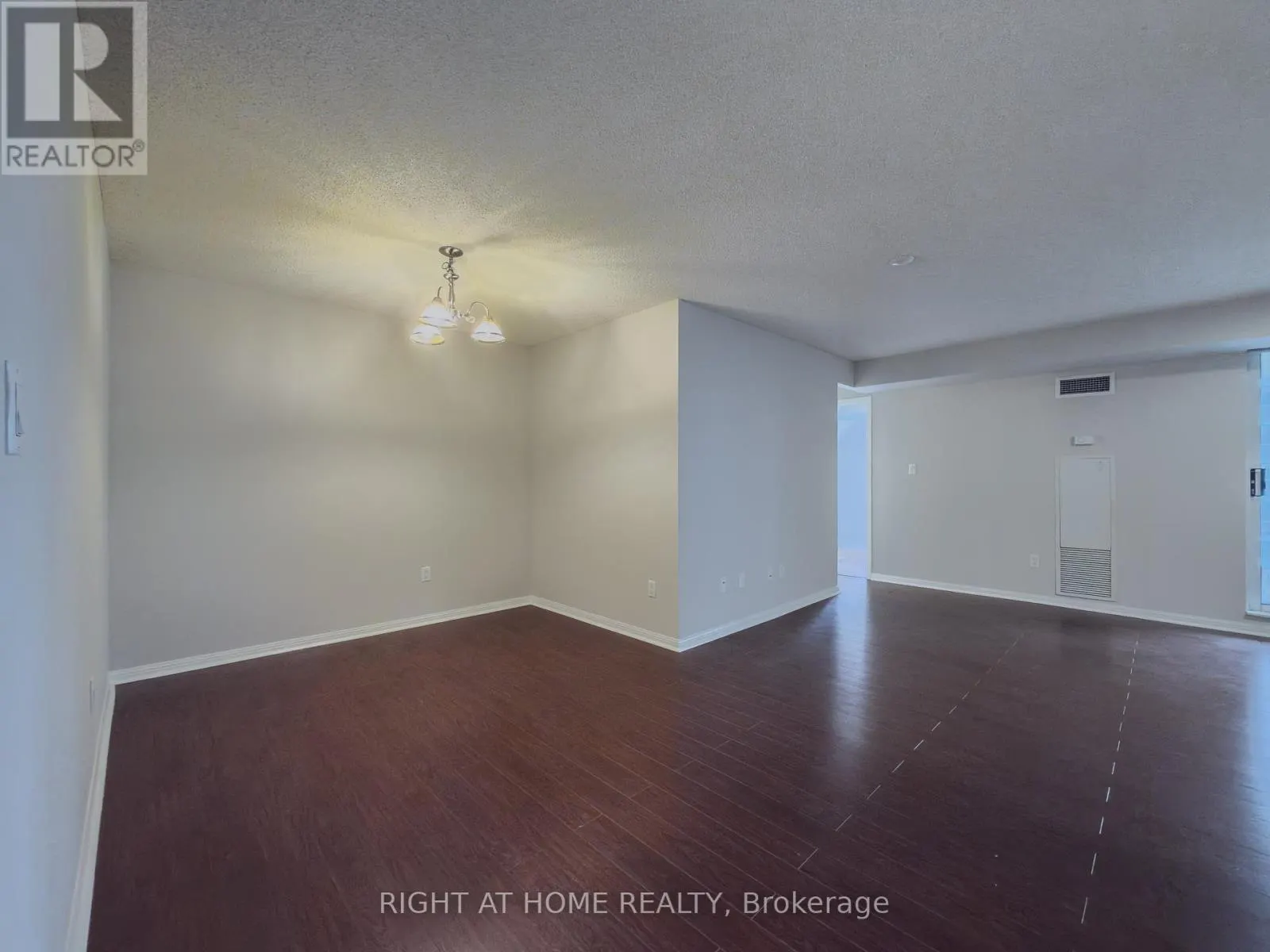 801 - 23 LORRAINE DRIVE