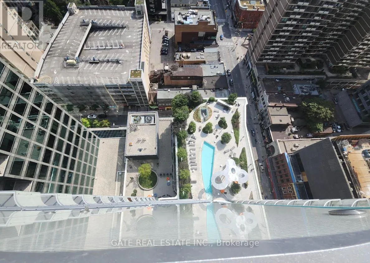 1 BLOOR STREET