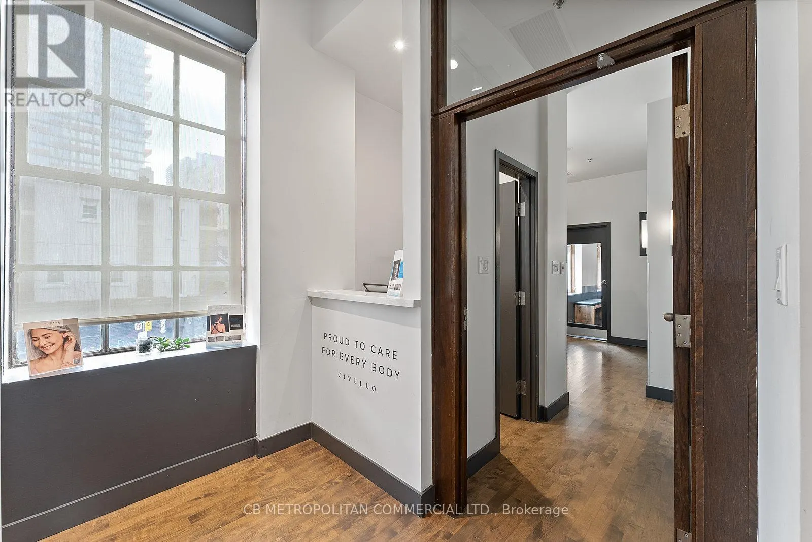 269 QUEEN STREET W