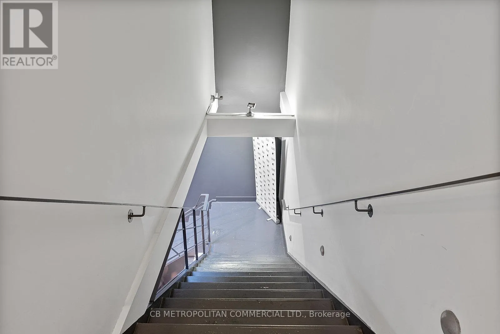269 QUEEN STREET W