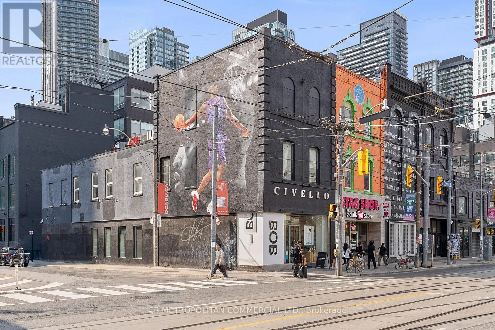269 QUEEN STREET W