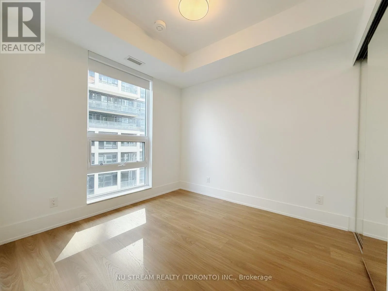 620 - 115 DENISON AVENUE