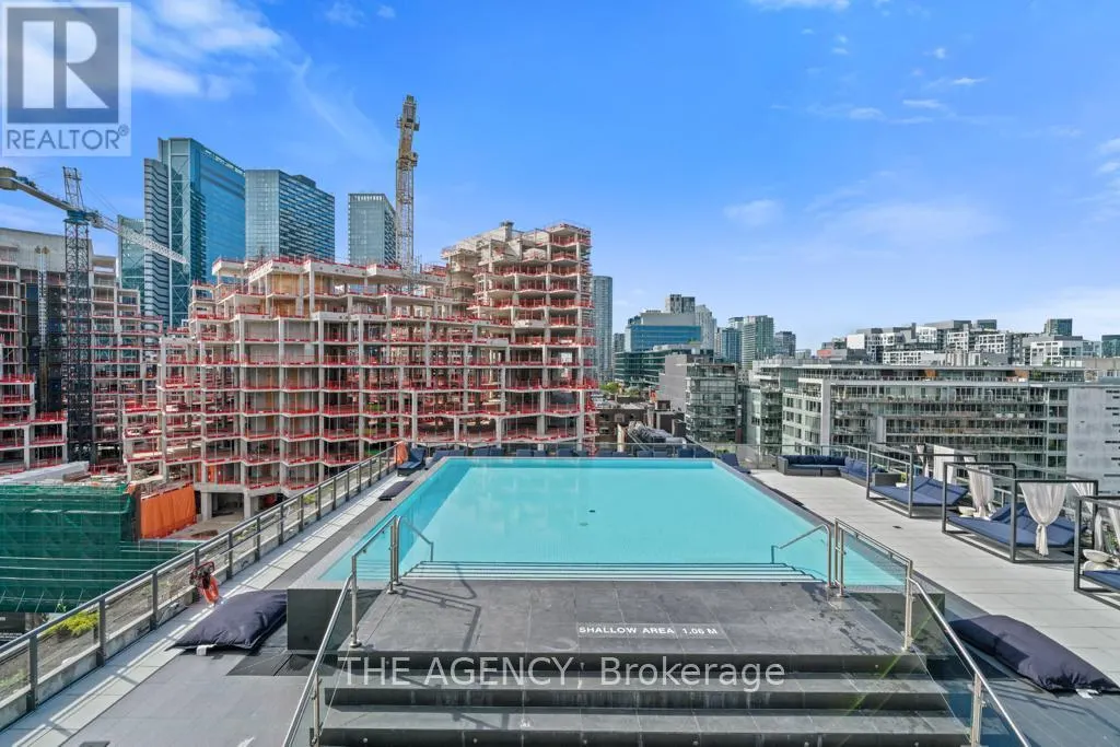 1011 - 560 KING STREET W