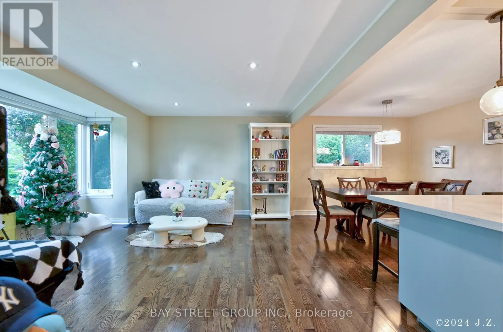 67 GROVE PARK CRESCENT