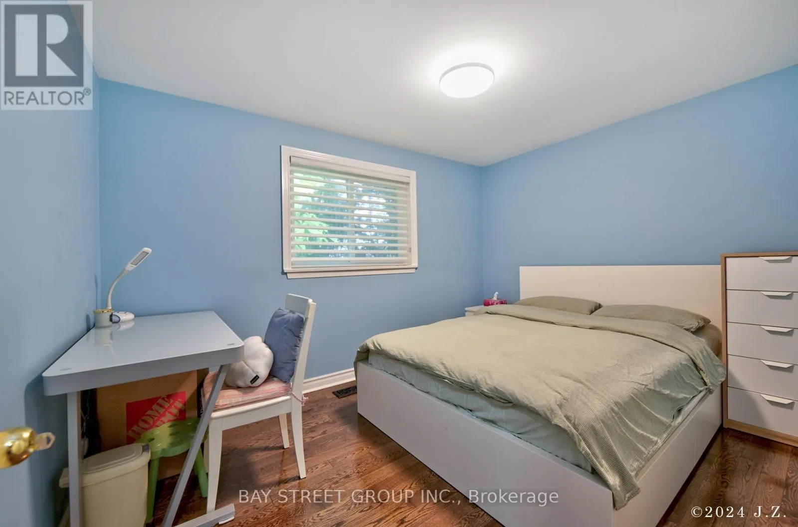 67 GROVE PARK CRESCENT