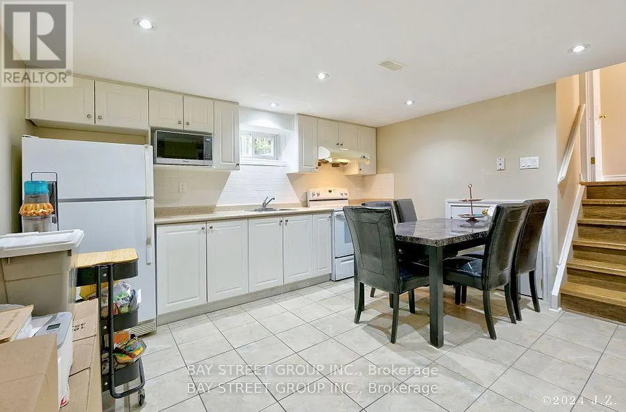67 GROVE PARK CRESCENT