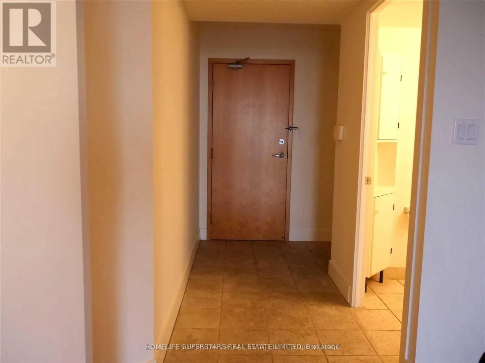 708 - 550 QUEENS QUAY W