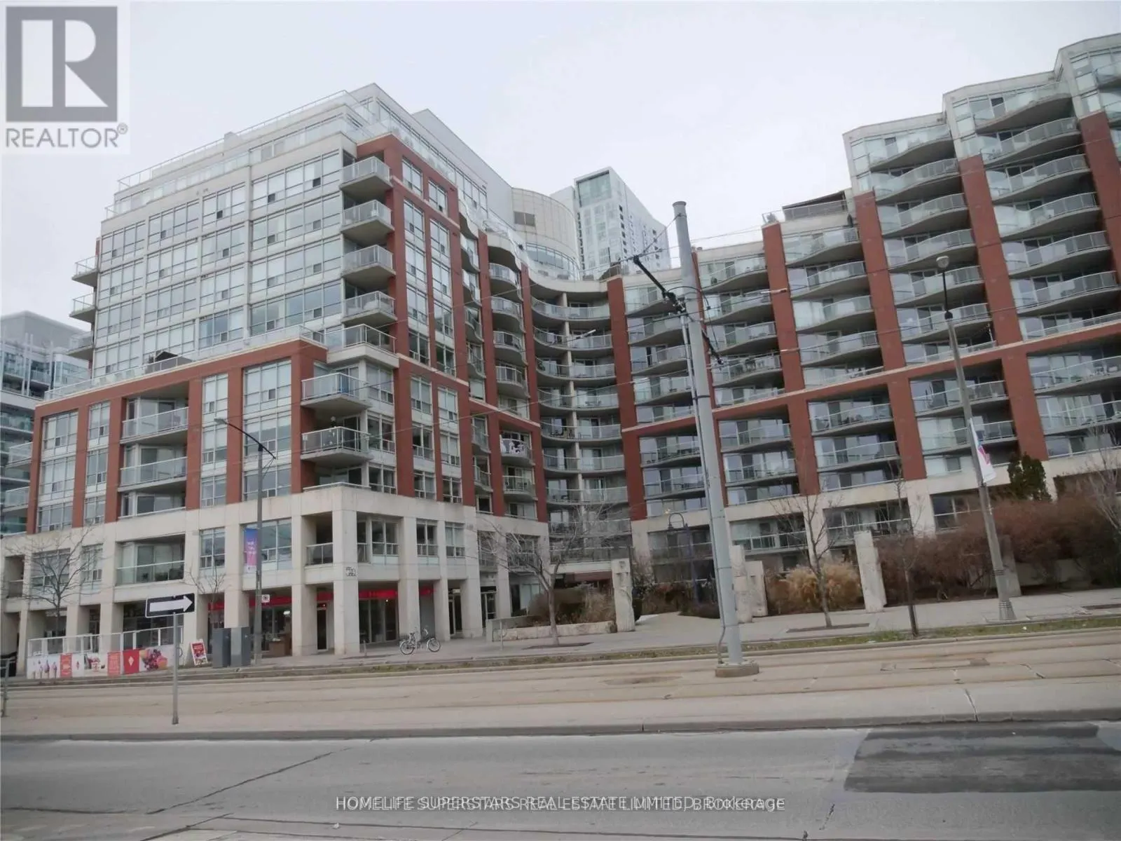 708 - 550 QUEENS QUAY W
