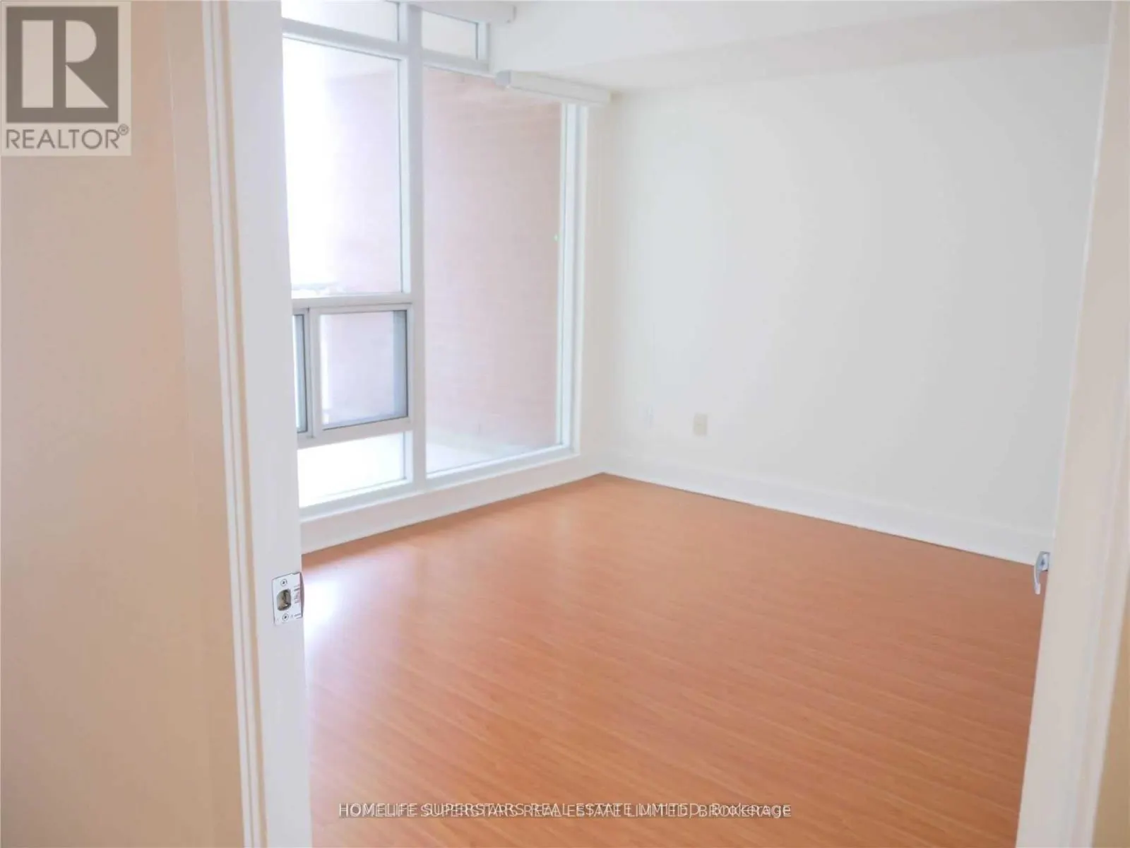 708 - 550 QUEENS QUAY W